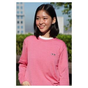ANYA HINDMARCH x UNIQLO • Merino Crew Neck Sweater in Pink